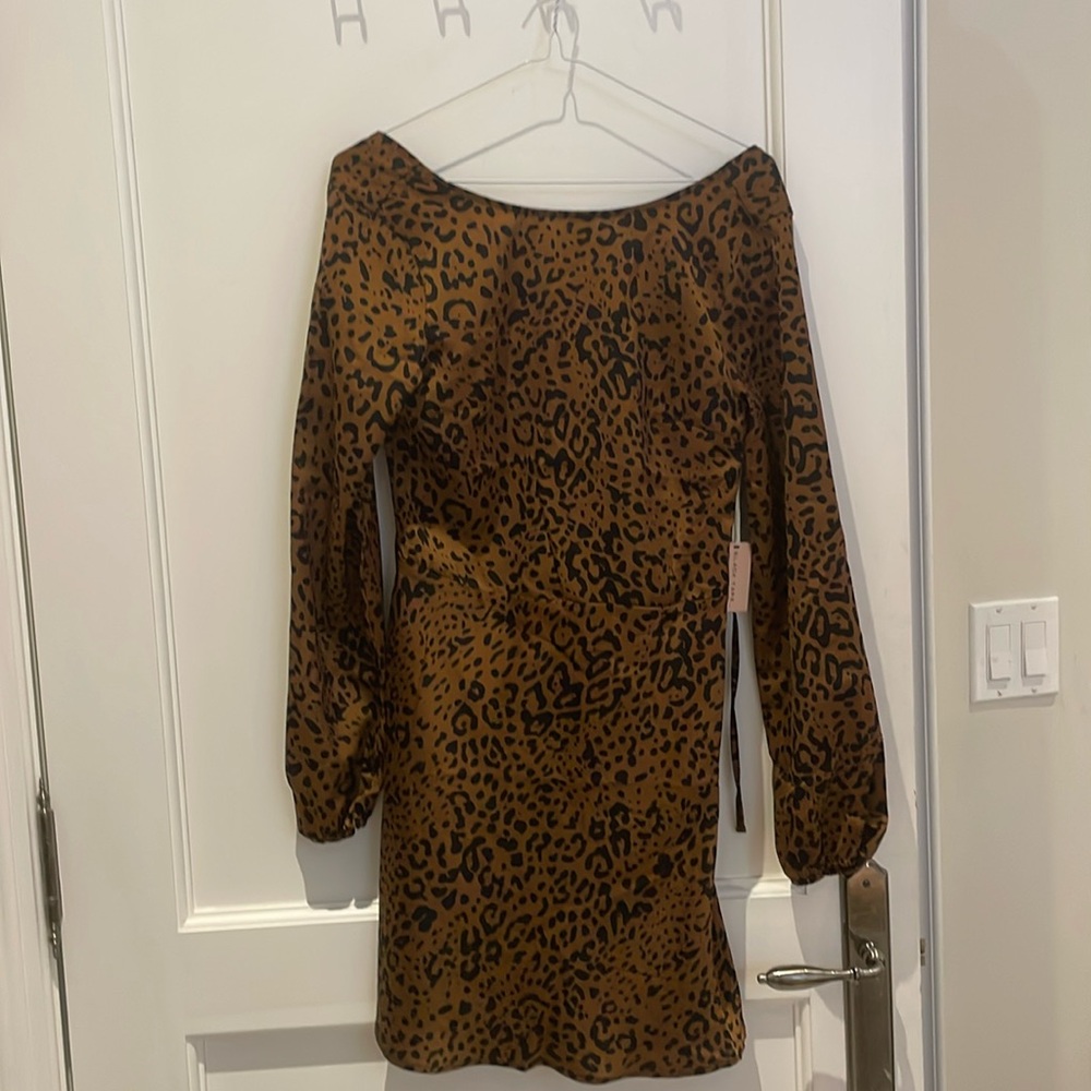 Black Tape ⚜️ Leopard Print Mini Dress - Picture 3 of 9